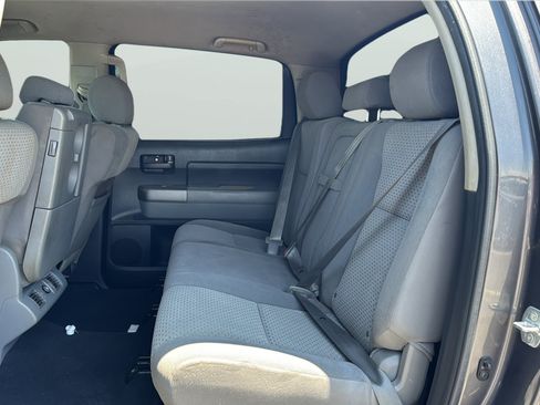 Used 2012 Toyota Tundra 4x4 CrewMax w/ Tow Pkg image 32