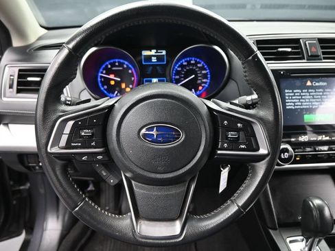 Used 2019 Subaru Outback 2.5i Premium AWD/4WD image 11
