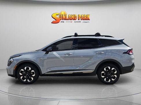 Used 2023 Kia Sportage X-Line w/ X-Line Premium Package AWD/4WD image 3