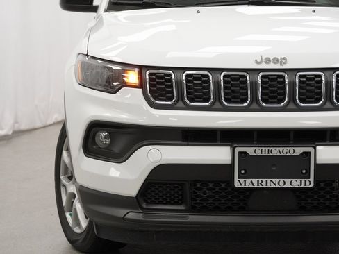 Certified 2024 Jeep Compass Latitude image 6