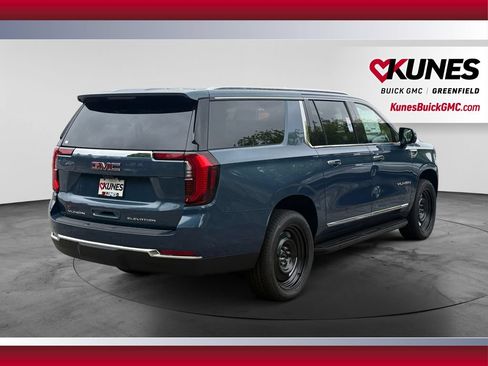 New 2026 GMC Yukon XL Elevation w/ Elevation Premium Package AWD/4WD image 8