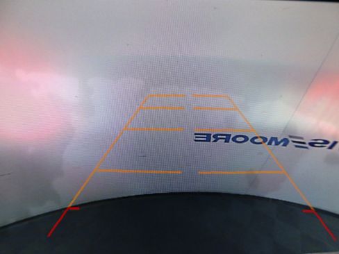 Used 2021 GMC Sierra 1500 SLT image 60