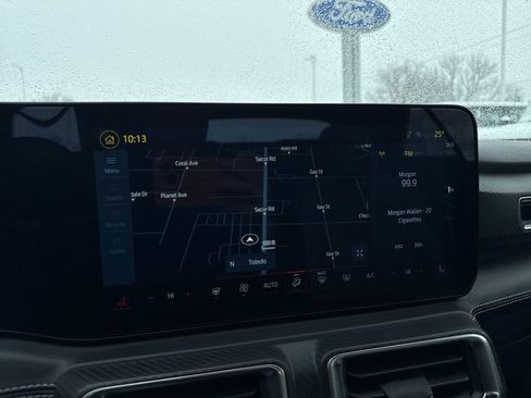 Used 2025 Ford Mustang Premium image 40