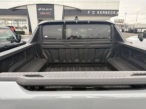 New 2026 GMC Hummer EV 4x4 Crew Cab image 24