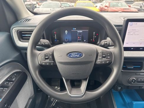 Used 2025 Ford Maverick XLT w/ Equipment Group 302A image 12