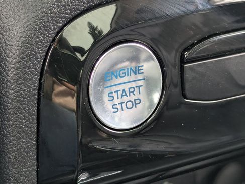 Used 2024 Ford Escape SE w/ PHEV Premium Package image 16