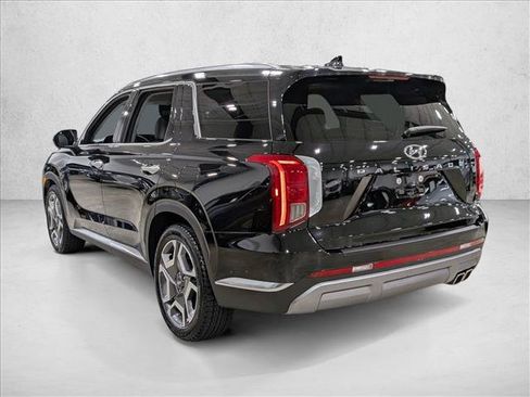 Used 2024 Hyundai Palisade Limited FWD image 8