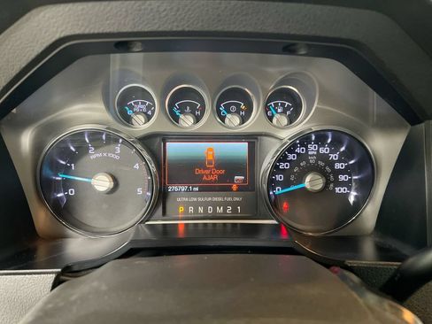 Used 2014 Ford F250 Lariat w/ Chrome Package AWD/4WD image 12