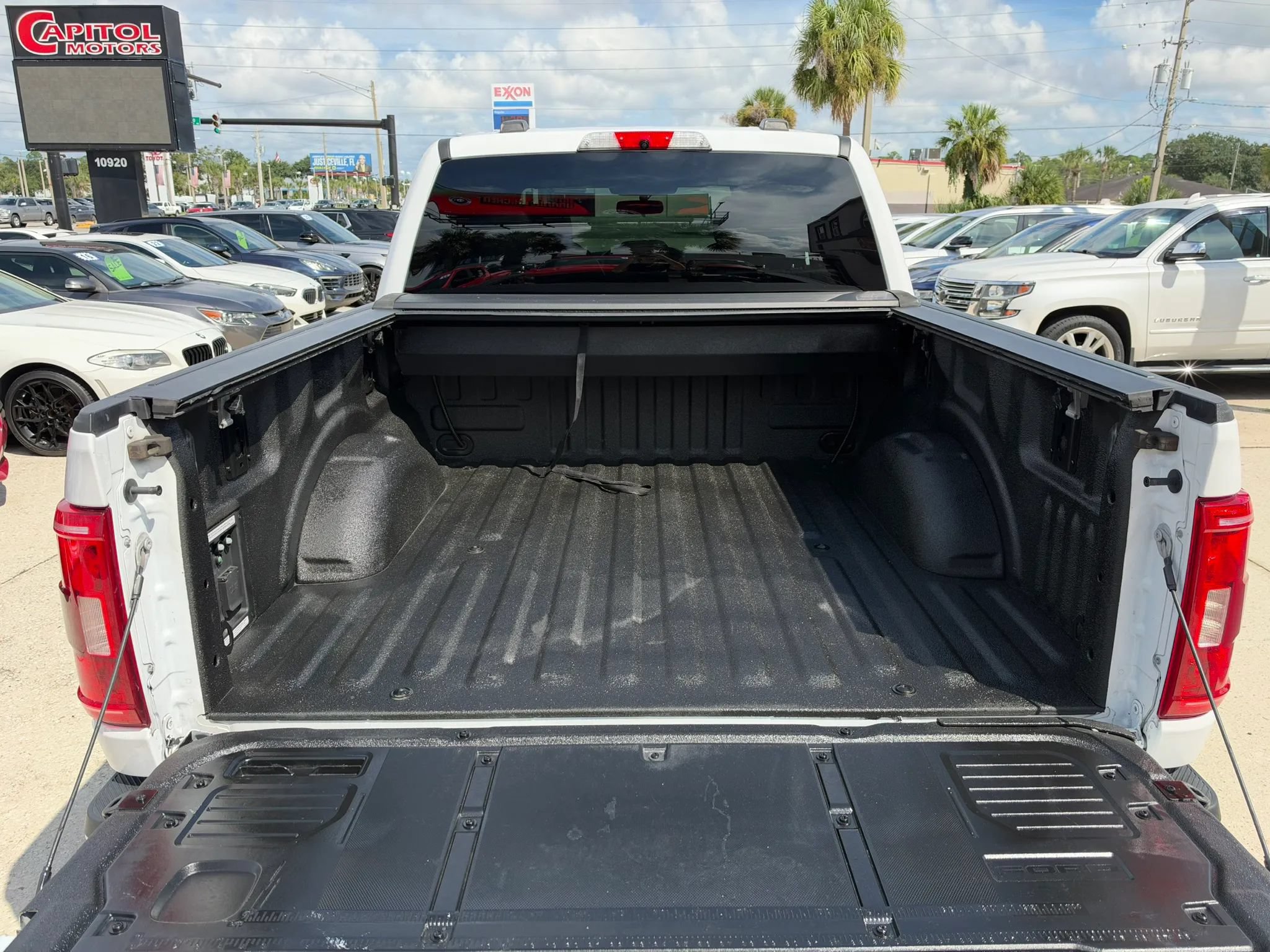Used 2022 Ford F150 XLT w/ Equipment Group 302A High AWD/4WD image 25