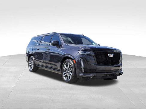 Used 2023 Cadillac Escalade ESV Sport Platinum image 1