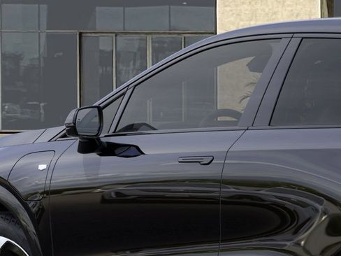 New 2025 Cadillac Optiq Sport 1 image 12
