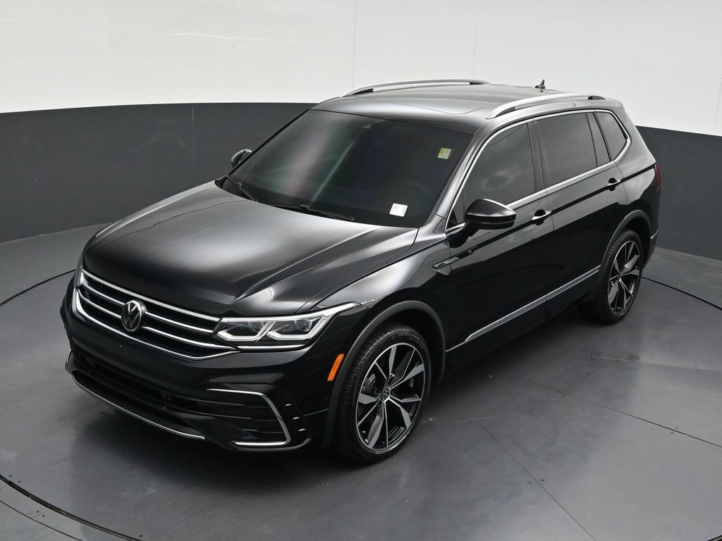 Used 2024 Volkswagen Tiguan SEL R-Line AWD/4WD image 21