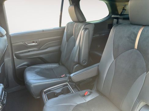 New 2026 Toyota Grand Highlander AWD Hybrid image 13