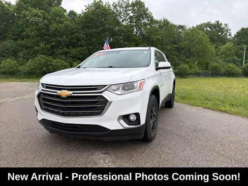 Used 2018 Chevrolet Traverse LT FWD image 1