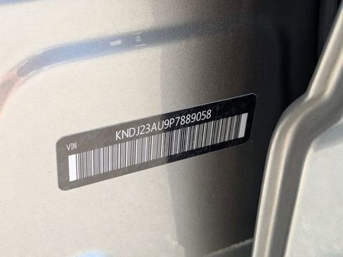 Used 2023 Kia Soul LX w/ Option Group 015 image 32