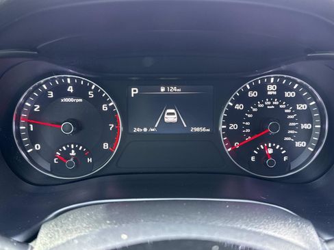 Used 2024 Kia Forte GT-Line image 11