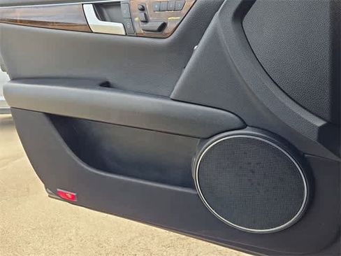Used 2014 Mercedes-Benz C 250 Sedan image 28