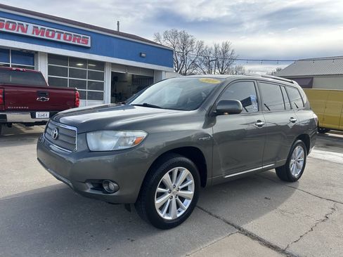 Used 2010 Toyota Highlander Limited image 2