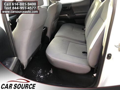 Used 2016 Toyota Tacoma SR5 image 20