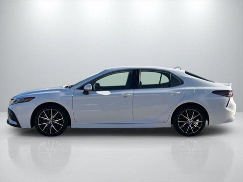 Certified 2024 Toyota Camry SE image 8