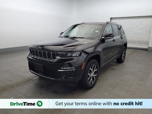 Used 2023 Jeep Grand Cherokee Limited image 1