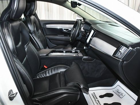 Used 2023 Volvo S90 B6 Ultimate w/ Protection Package image 57