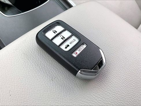 Used 2018 Honda Accord LX image 34