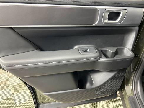 Certified 2025 Hyundai Santa Fe XRT AWD/4WD image 17