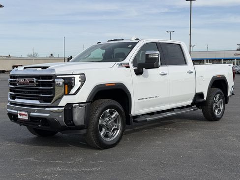 New 2026 GMC Sierra 3500 SLT w/ SLT Premium Package image 7