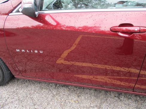 Used 2016 Chevrolet Malibu LT FWD image 14