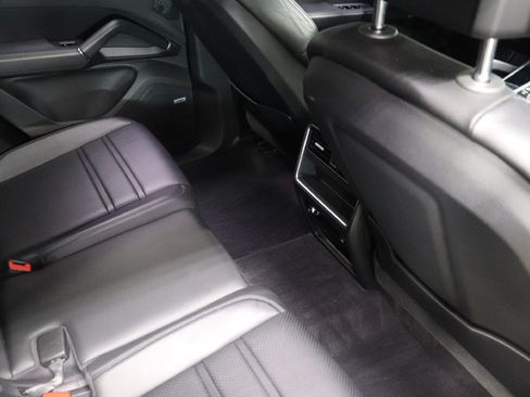 Used 2019 Porsche Cayenne S AWD/4WD image 19