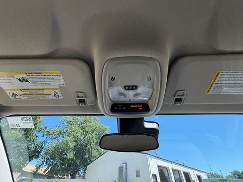 Used 2024 Buick Encore GX Preferred FWD image 21