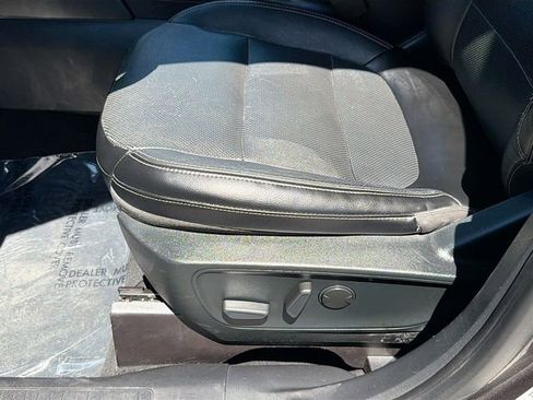 Used 2020 Ford Escape Titanium AWD/4WD image 20