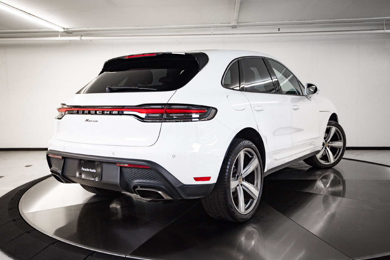 Certified 2024 Porsche Macan AWD/4WD image 7