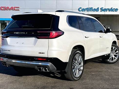 Used 2024 GMC Acadia Denali w/ Super Cruise Package image 2