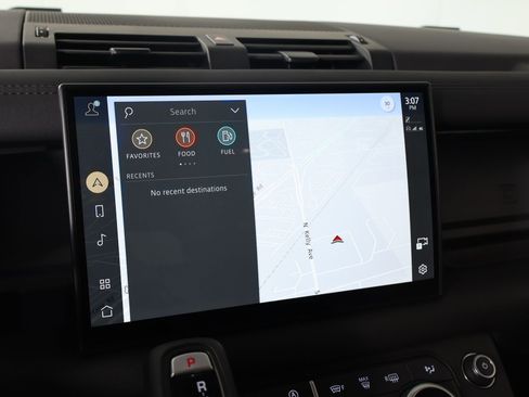 Used 2025 Land Rover Defender 110 X-Dynamic SE image 7