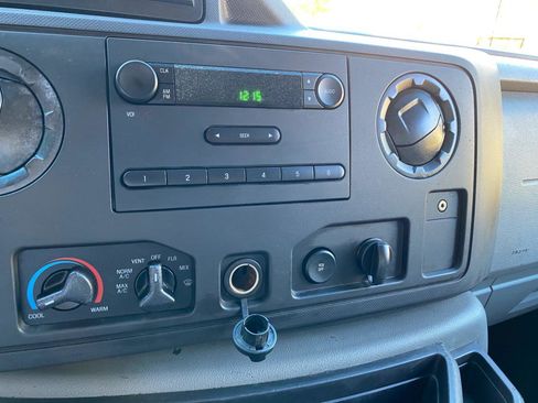 Used 2013 Ford E-250 and Econoline 250 w/ PWR Group image 35