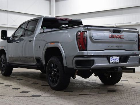 Used 2024 GMC Sierra 2500 AT4 w/ AT4 Premium Plus Package image 6