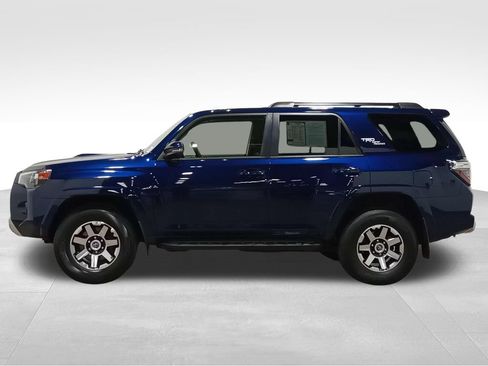 Used 2023 Toyota 4Runner TRD Off-Road Premium w/ Off Road Premium Plus Package AWD/4WD image 9