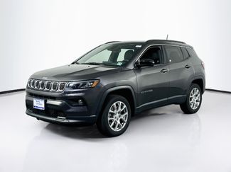 Used 2023 Jeep Compass Latitude w/ Sun and Sound Group AWD/4WD video 1