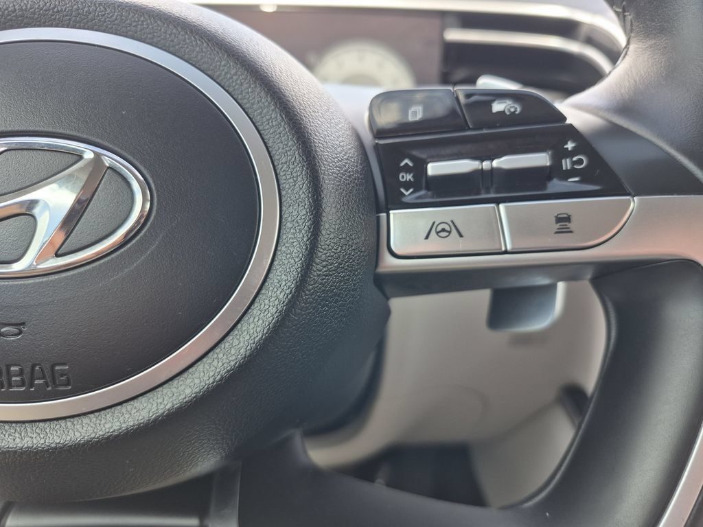 Used 2023 Hyundai Tucson Limited FWD image 18