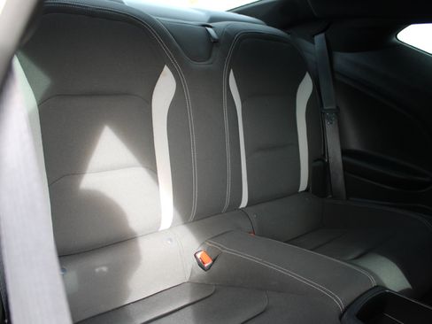 Used 2021 Chevrolet Camaro LT image 41