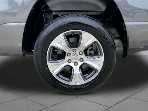 Used 2024 RAM 1500 Laramie RWD image 11