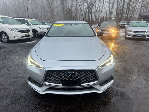 Used 2017 INFINITI Q60 Red Sport 400 image 2