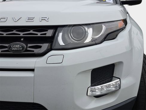Used 2015 Land Rover Range Rover Evoque Pure Plus image 36