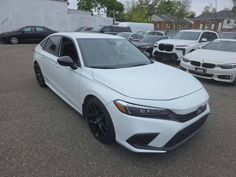 Used 2022 Honda Civic Sport image 2