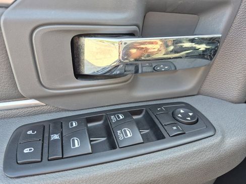 Used 2016 RAM 1500 Classic SLT image 20
