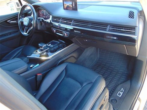 Used 2017 Audi Q7 3.0T Premium Plus image 26