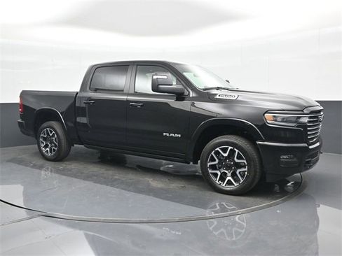 Used 2025 RAM 1500 Laramie image 6
