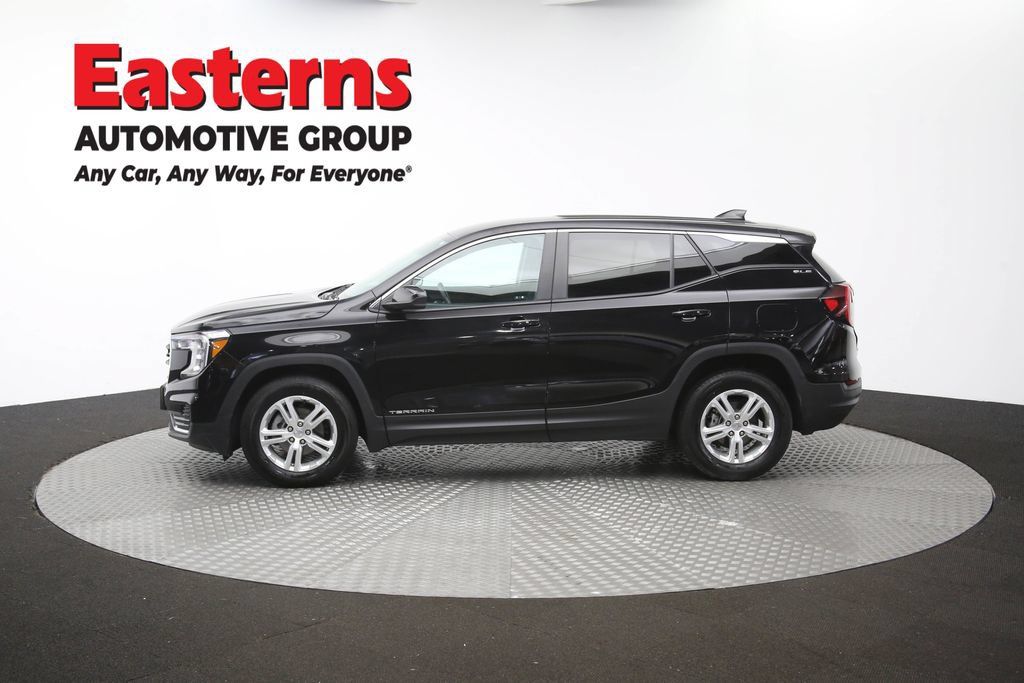 Used 2024 GMC Terrain SLE FWD image 59